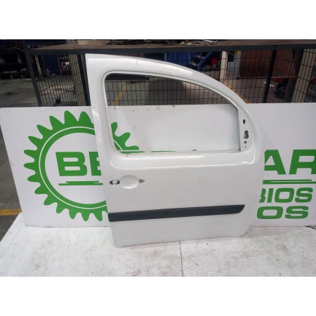Recambio de puerta delantera derecha para renault kangoo furgón maxi 2p profesional referencia OEM IAM 801004234R  