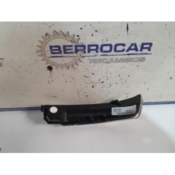 Recambio de piloto intermitente derecho para toyota avensis (t27) referencia OEM IAM 3040-032  