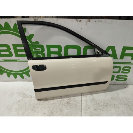 Recambio de puerta delantera derecha para volvo s40 berlina 1.6 cat referencia OEM IAM 30632667  