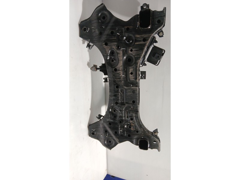 Recambio de puente delantero para kia ceed (cd) 1.0 t-gdi referencia OEM IAM 62400J7AB0  