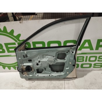 Recambio de puerta delantera derecha para volvo s40 berlina 1.6 cat referencia OEM IAM 30632667  