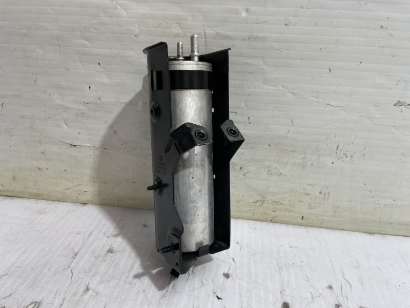 Recambio de filtro gasoil para volkswagen transporter t6 t6 caravelle trendline referencia OEM IAM 7E0127401A  