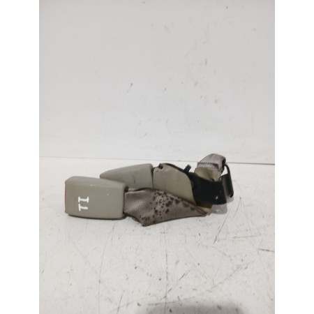 Recambio de enganche cinturon trasero izquierdo para toyota avensis sedán (_t25_) 2.0 d-4d (adt250_) referencia OEM IAM 1019865 