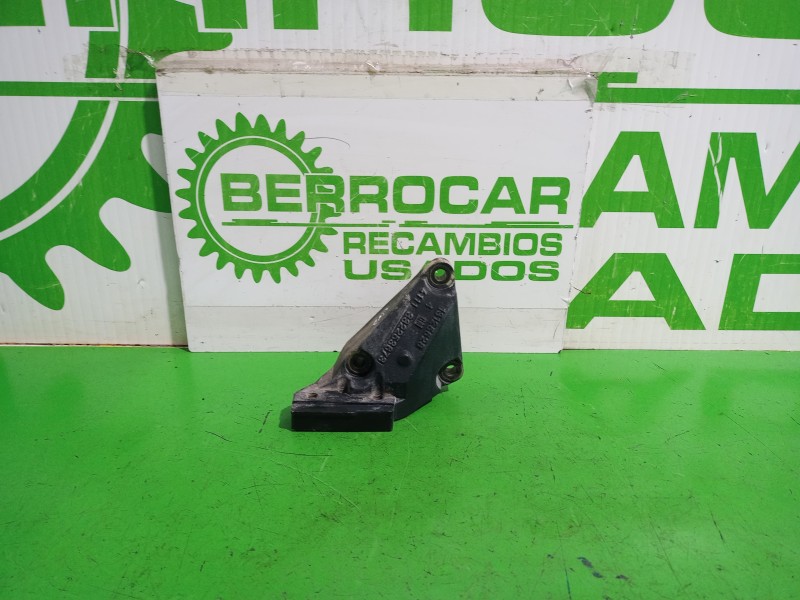 Recambio de soporte motor para opel astra h berlina elegance referencia OEM IAM 13125628  