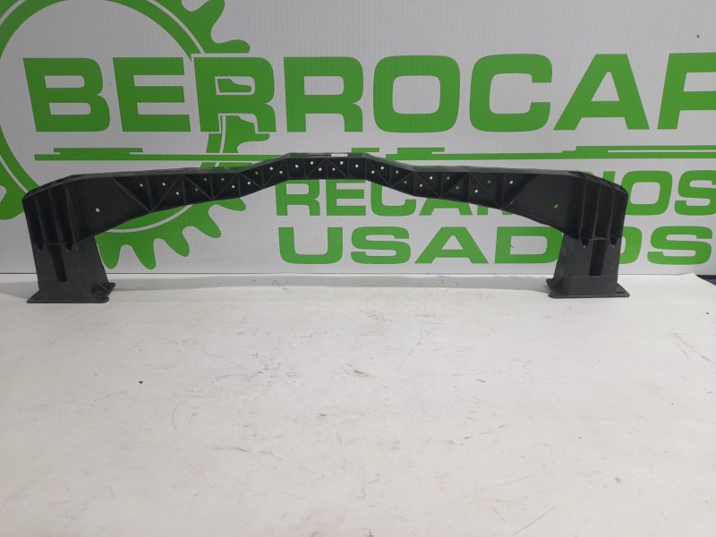 Recambio de travesaño inferior para citroën c4 sedan 1.6 16v cat (nfu / tu5jp4) referencia OEM IAM 9646895580  