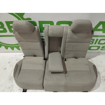 Recambio de asientos traseros para volvo s40 berlina 1.6 cat referencia OEM IAM DO1304305 / 4690695  