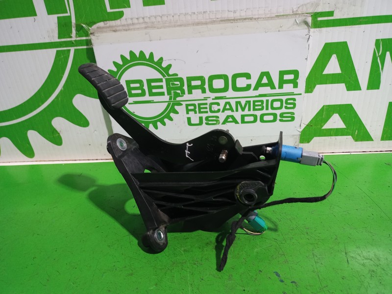 Recambio de pedal embrague para renault laguna grandtour iii renault laguna iii grandtour referencia OEM IAM 465030297R  
