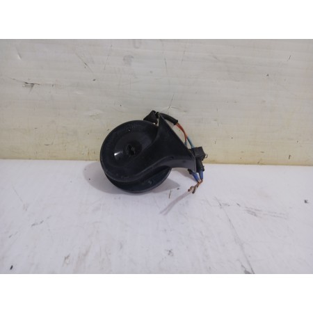 Recambio de claxon para audi a6 avant (4b5) 2.5 tdi quattro referencia OEM IAM 00884  