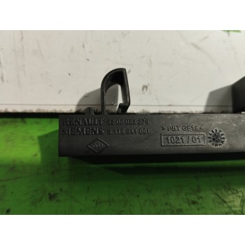 Recambio de antena para renault megane ii familiar 1.9 dci diesel referencia OEM IAM 8200082278  