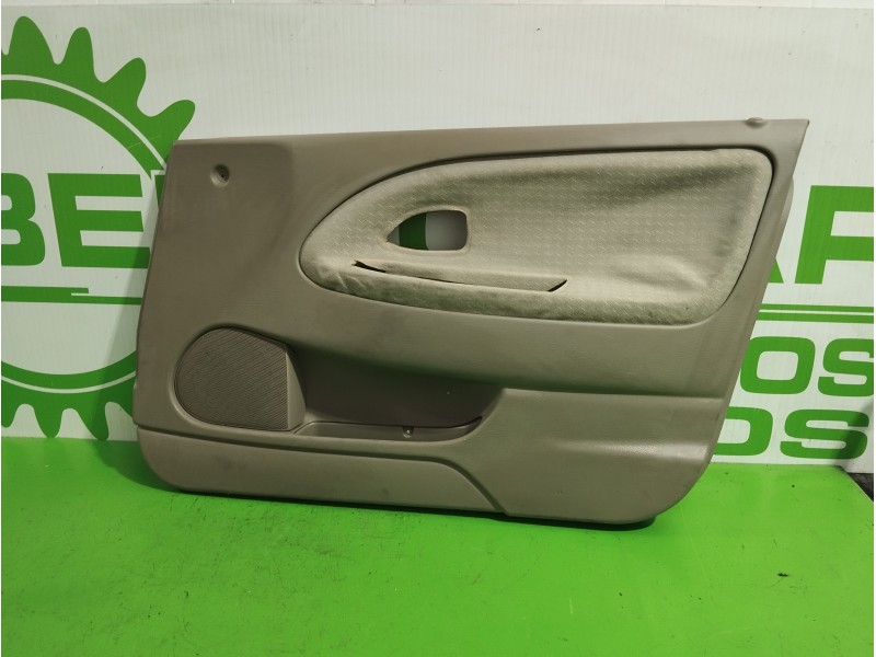 Recambio de guarnecido puerta delantera derecha para volvo s40 berlina 1.6 cat referencia OEM IAM 30813923  