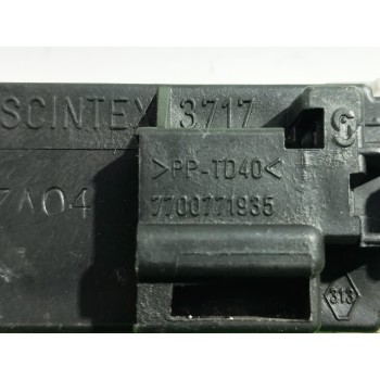 Recambio de luz interior para renault megane ii familiar 1.9 dci diesel referencia OEM IAM 7700771935  