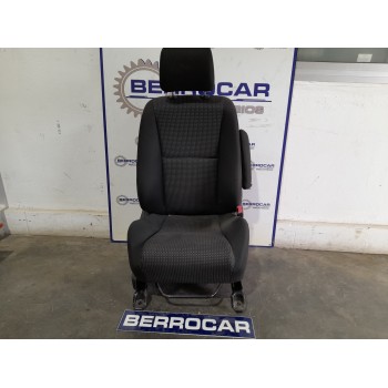 ASIENTO DELANTERO DERECHO 714300F090B0 