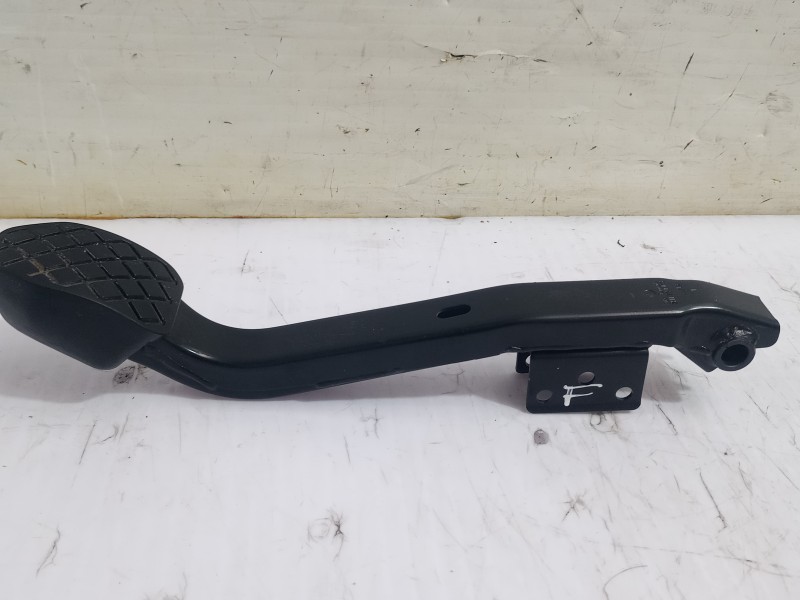 Recambio de pedal de freno para volkswagen transporter t6 t6 caravelle trendline referencia OEM IAM 7H1721143  