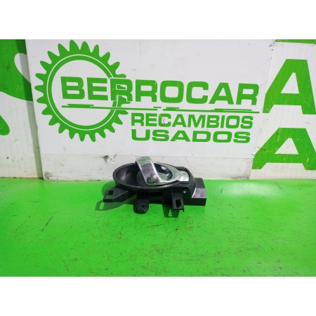 Recambio de maneta interior delantera derecha para nissan juke (f15) acenta referencia OEM IAM 806701HA0B  