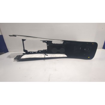 Recambio de consola central para kia ceed (cd) 1.0 t-gdi referencia OEM IAM 84610J7000WK  