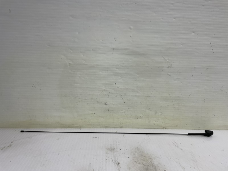 Recambio de antena para nissan micra (k12e) acenta referencia OEM IAM 282203VU0A  