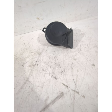 Recambio de claxon para volkswagen polo iv sedán (9n2, 9n4) 1.9 tdi referencia OEM IAM 4K6951223  