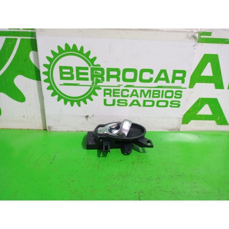 Recambio de maneta interior trasera izquierda para nissan juke (f15) acenta referencia OEM IAM 82501BA60A  