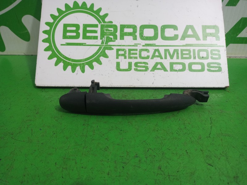 Recambio de maneta exterior delantera derecha para renault kangoo furgón maxi 2p profesional referencia OEM IAM 8200497590  