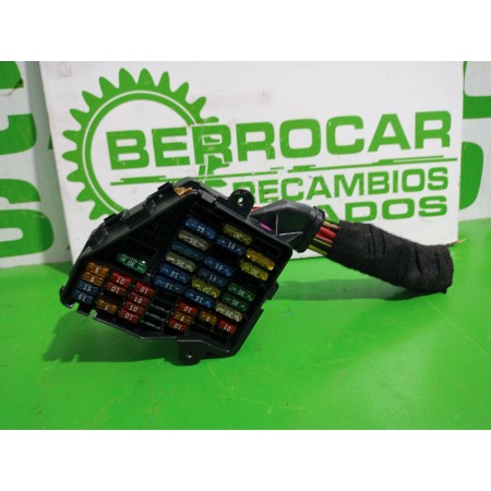 Recambio de caja reles / fusibles para volkswagen passat berlina (3b3) 1.6 referencia OEM IAM 8D1941824  