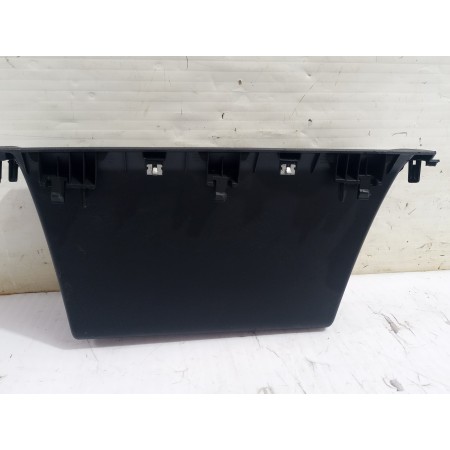 Recambio de guantera para volkswagen transporter t6 t6 caravelle trendline referencia OEM IAM 7E1857095  