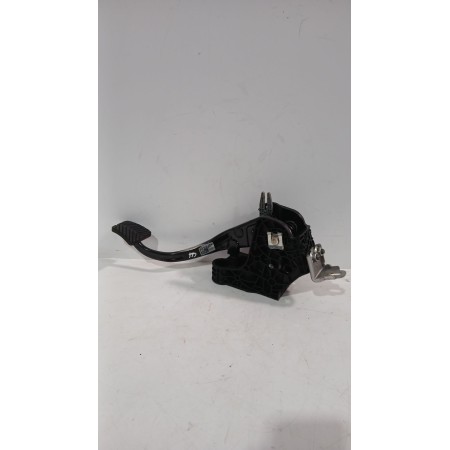 Recambio de pedal embrague para kia ceed (cd) 1.0 t-gdi referencia OEM IAM 32802M6710  