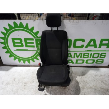 ASIENTO DELANTERO IZQUIERDO 876700001R 