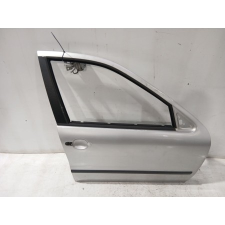 Recambio de puerta delantera derecha para seat leon (1m1) 1.9 tdi referencia OEM IAM 1M0831056N  