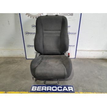 ASIENTO DELANTERO DERECHO 7107105600B2 