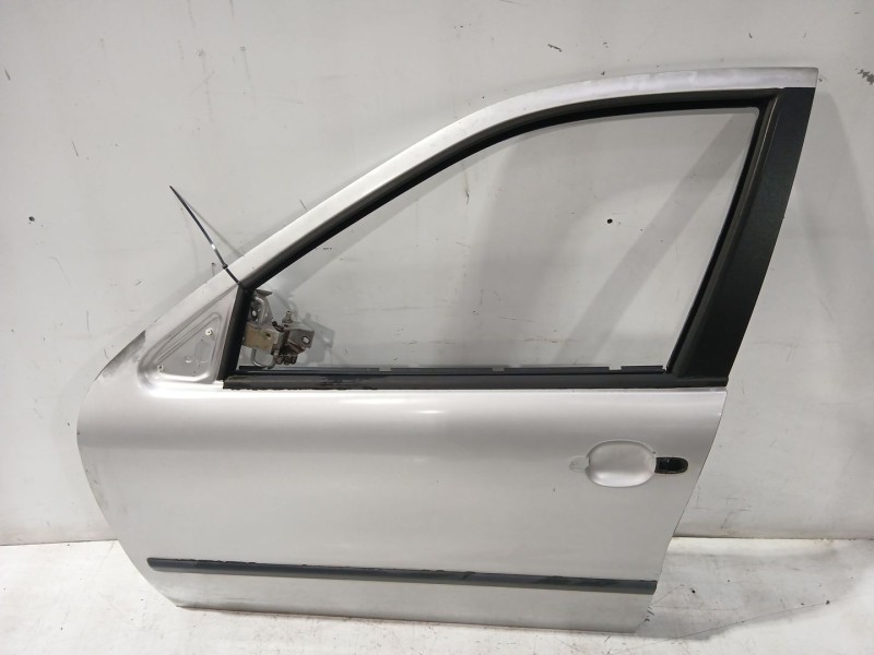 Recambio de puerta delantera izquierda para seat leon (1m1) 1.9 tdi referencia OEM IAM 1M0831055N  