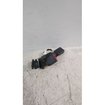 Recambio de enganche cinturon trasero central para kia ceed (cd) 1.0 t-gdi referencia OEM IAM 89840J7000WK  