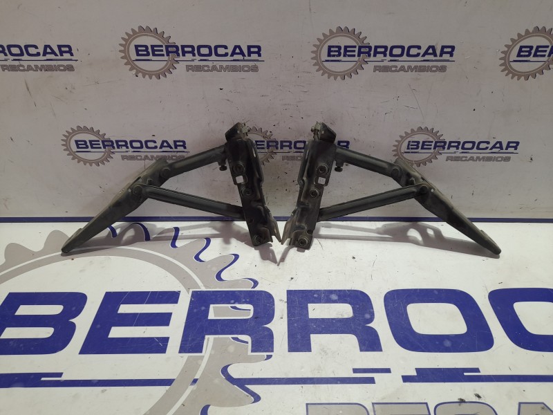 Recambio de bisagras capot para opel insignia berlina 2.0 16v cdti referencia OEM IAM 13248765  