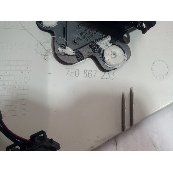 Recambio de moldura izquierda para volkswagen transporter t6 t6 caravelle trendline referencia OEM IAM 7E0867233  