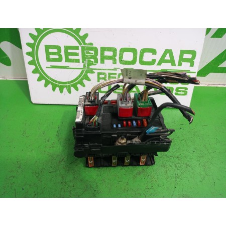 Recambio de caja reles / fusibles para citroën berlingo 1.9 diesel referencia OEM IAM 9650618580  