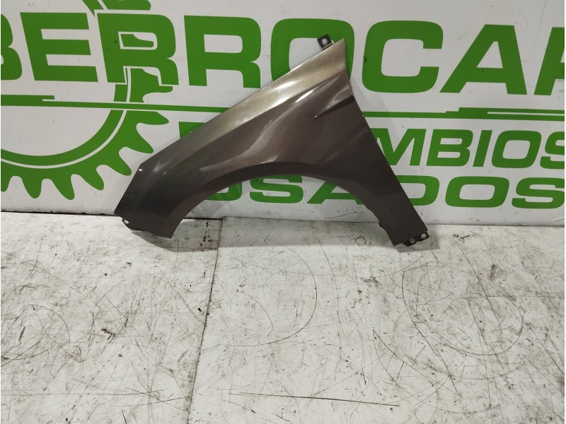 Recambio de aleta delantera izquierda para ford focus turn. (cb8) 1.6 tdci cat referencia OEM IAM 2171304  