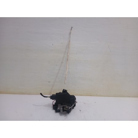 Recambio de cerradura puerta delantera izquierda para audi a6 avant (4b5) 2.5 tdi quattro referencia OEM IAM 401837015  