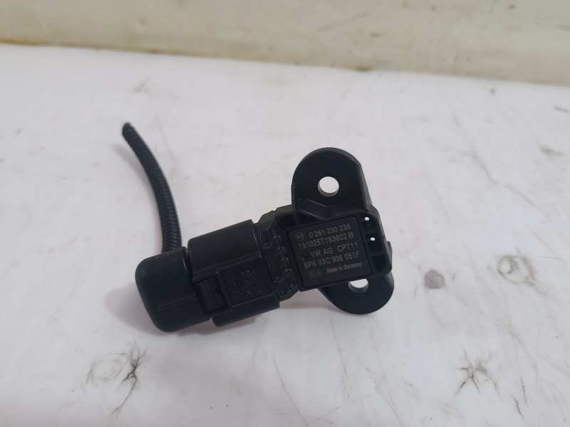 Recambio de sensor para volkswagen transporter t6 t6 caravelle trendline referencia OEM IAM 03C906051F  