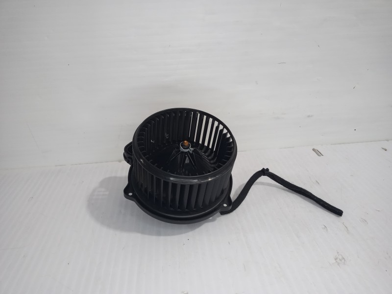 Recambio de motor calefaccion para kia niro (sg2) hybrid concept referencia OEM IAM 97113AT000  