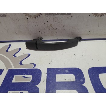 Recambio de maneta exterior delantera derecha para opel corsa c 1.3 16v cdti cat (z 13 dt / ln9) referencia OEM IAM 13255474  