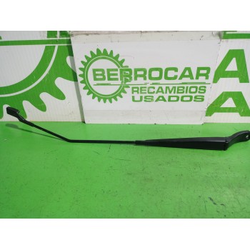 Recambio de brazo limpia delantero derecho para peugeot 2008 (--.2013) allure referencia OEM IAM 9673292080  