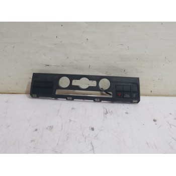 Recambio de moldura para volkswagen transporter t6 t6 caravelle trendline referencia OEM IAM 7E0857304E  