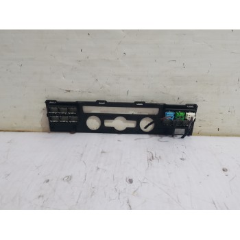 Recambio de moldura para volkswagen transporter t6 t6 caravelle trendline referencia OEM IAM 7E0857304E  