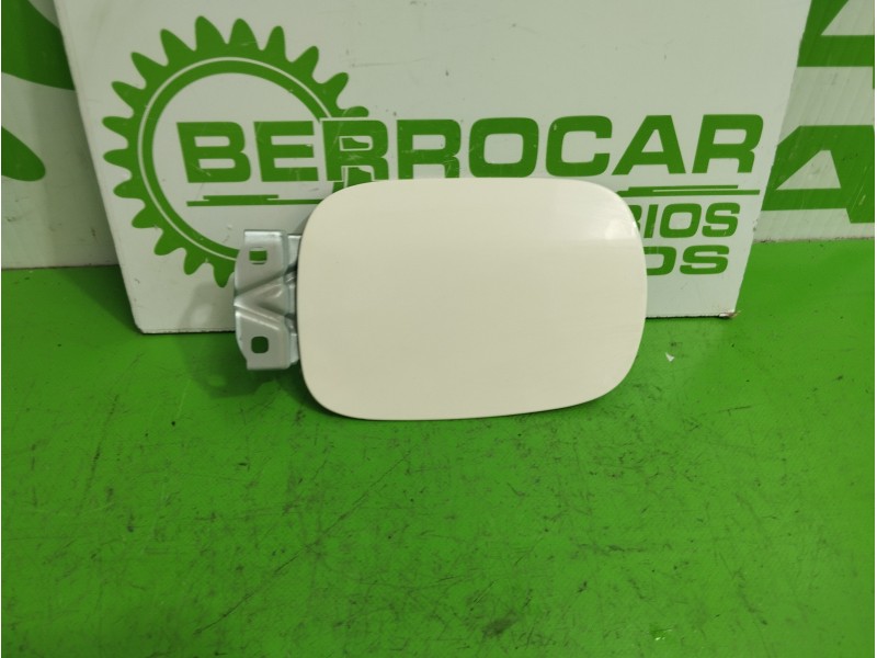 Recambio de tapa exterior combustible para volvo s40 berlina 1.6 cat referencia OEM IAM 30865497  