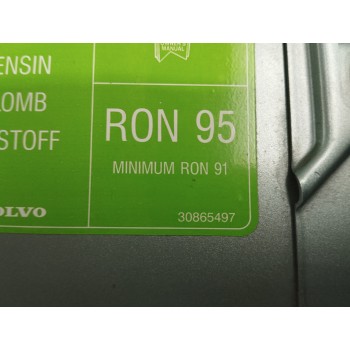 Recambio de tapa exterior combustible para volvo s40 berlina 1.6 cat referencia OEM IAM 30865497  