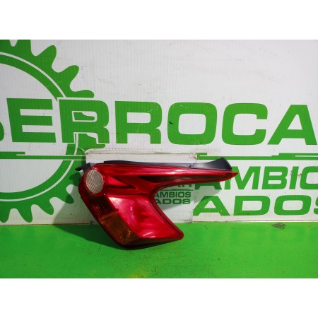 Recambio de piloto trasero derecho para nissan juke (f15) acenta referencia OEM IAM 265501KA0A  