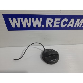 Recambio de tapon combustible para iveco daily furgón 2.3 diesel cat referencia OEM IAM 17882987  