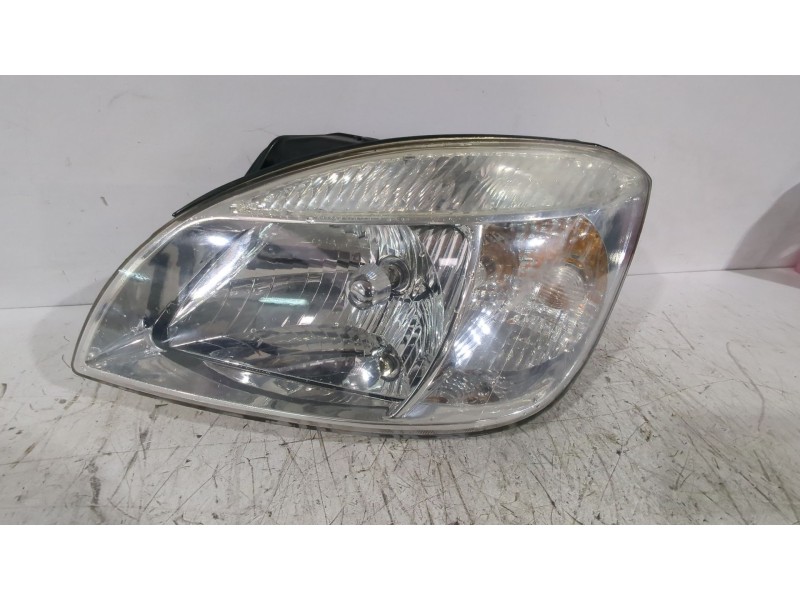 Recambio de faro derecho para kia rio ii (jb) 1.5 crdi referencia OEM IAM 921021G020  