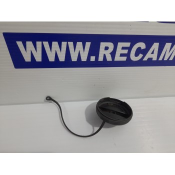 Recambio de tapon combustible para iveco daily furgón 2.3 diesel cat referencia OEM IAM 17882987  