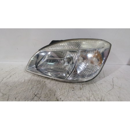 Recambio de faro izquierdo para kia rio ii (jb) 1.5 crdi referencia OEM IAM 921011G020  