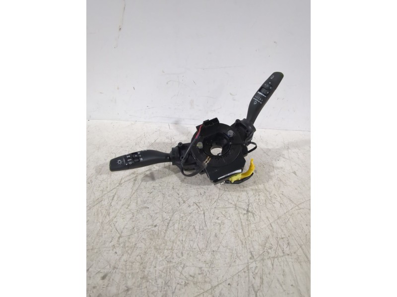 Recambio de mando multifuncion para kia stonic (yb) 1.0 t-gdi referencia OEM IAM 93403D4952  